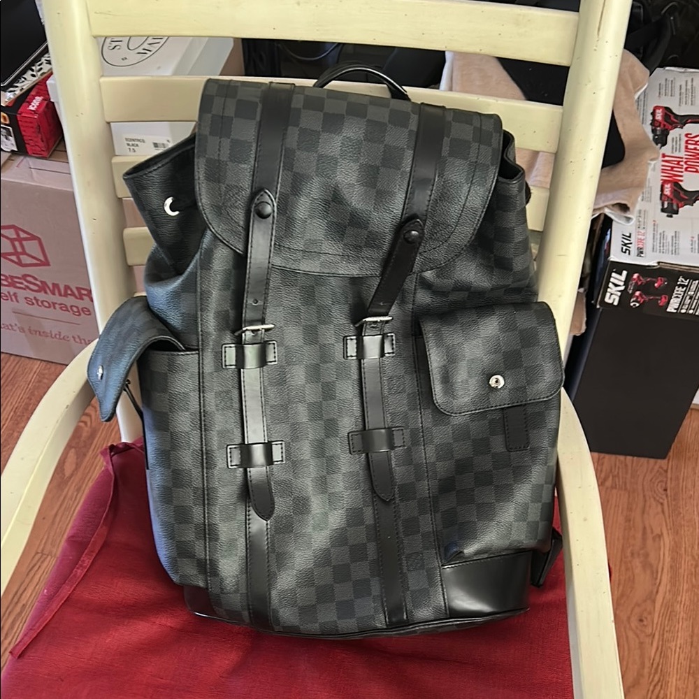 listing-status-banner